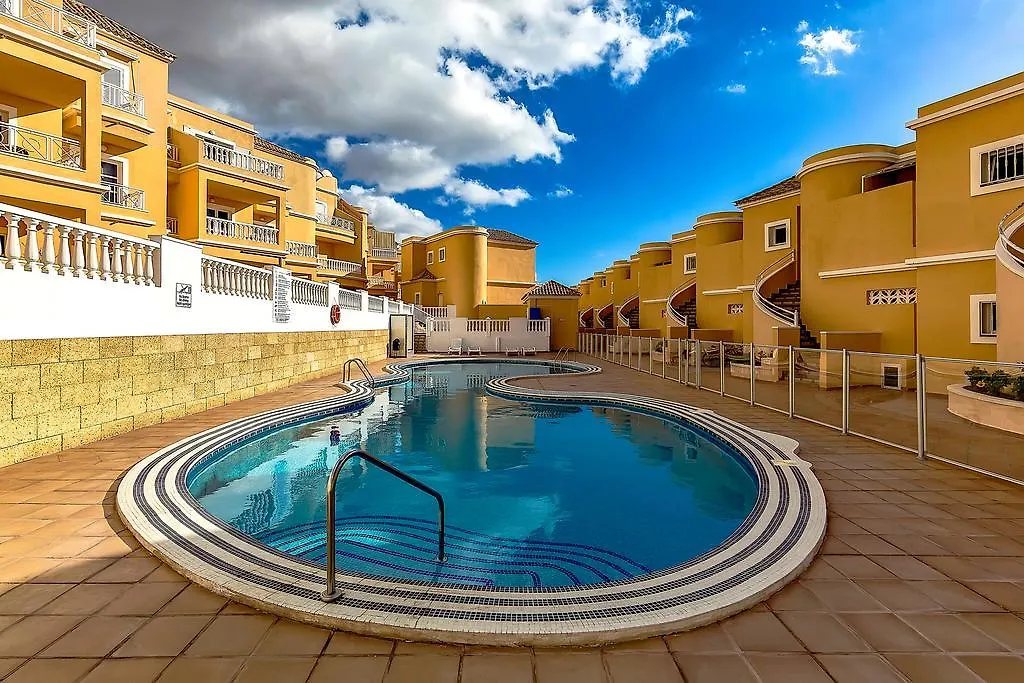 Apartment In Benimar contacts